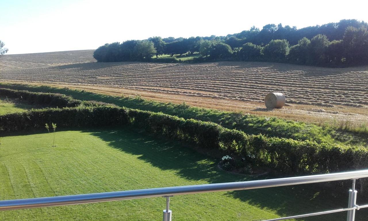 Maison Moderne A La Campagne Bezinghem Exteriör bild